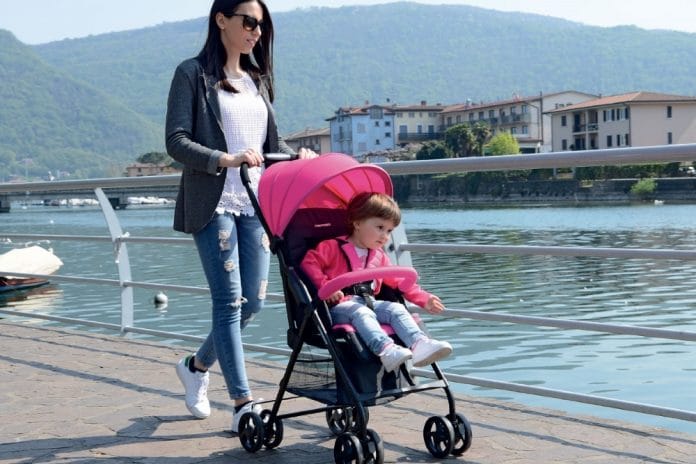 6. Laura - passeggino leggero